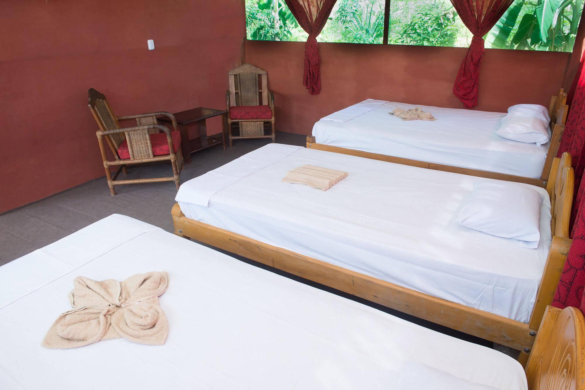 Maniti Expeditions Eco Lodge Икитос Экстерьер фото